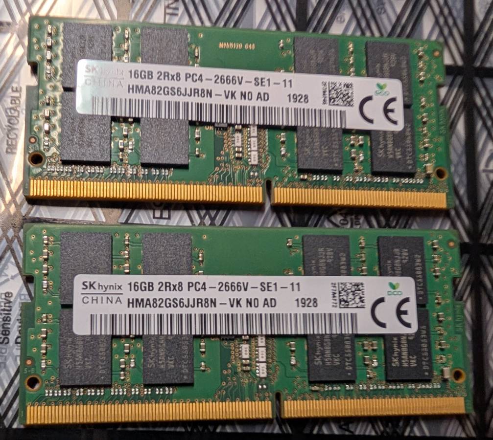 SK Hynix 32GB Kit 2x 16GB 2Rx8 PC4-2666V DDR4 Laptop Memory