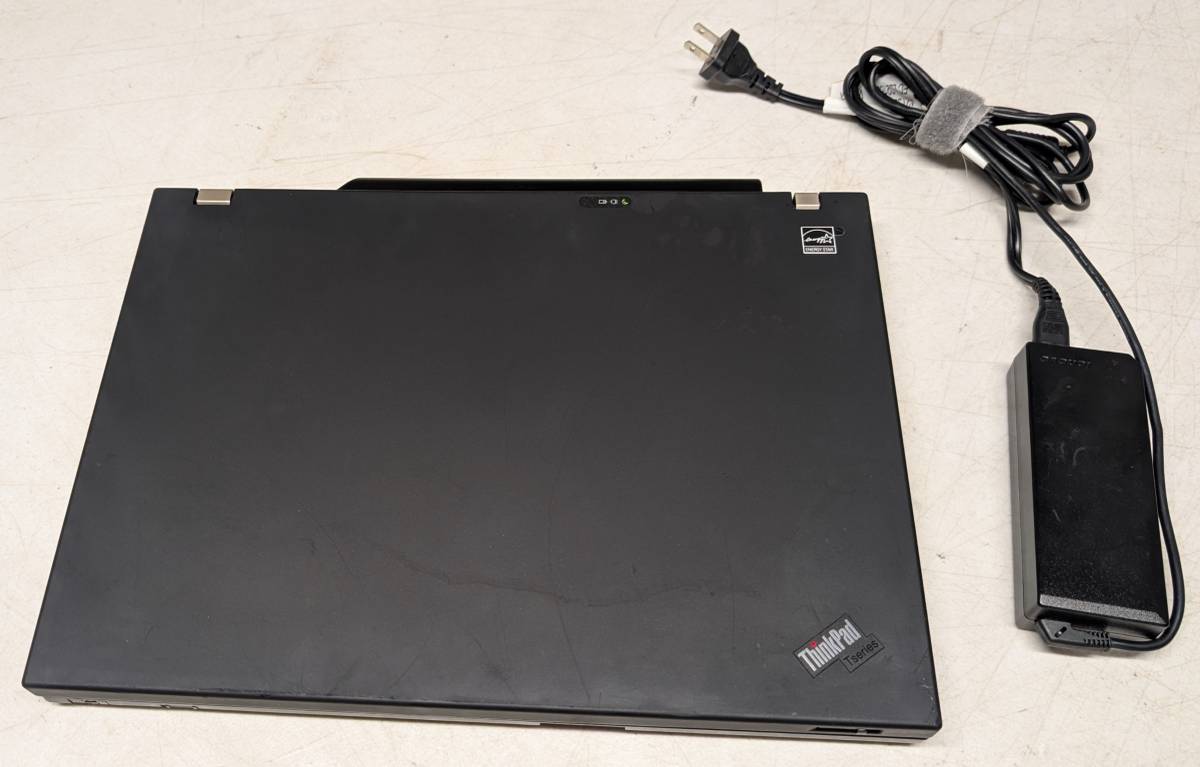 IBM Lenovo ThinkPad T61 15.4" Vintage Windows XP laptop