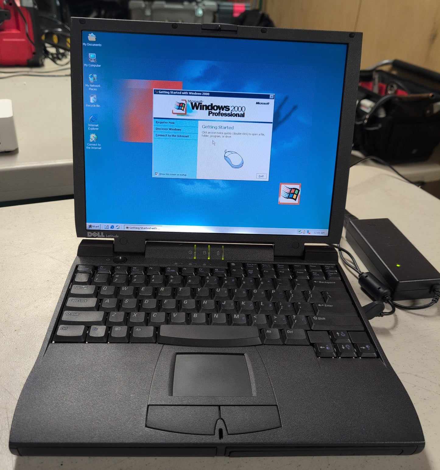 Dell Latitude CPi Vintage Pentium II Laptop Windows 2000
