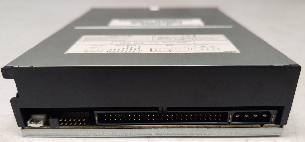 TOSHIBA XM-5701B 12X 5.25" 50 PIN SCSI INTERNAL CD-ROM 591426-B0 3702816-02