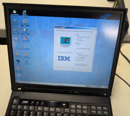 IBM ThinkPad T40 Windows 2000 Vintage Pentium M Laptop